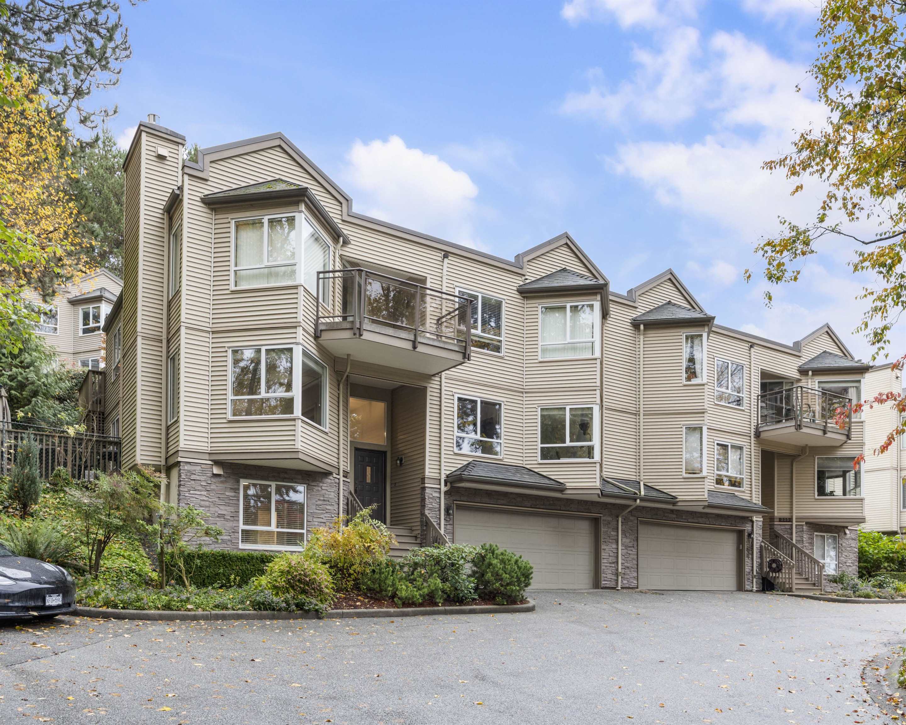 227-1215 Lansdowne Drive, Coquitlam, BC, V3E 2P6 photo 2