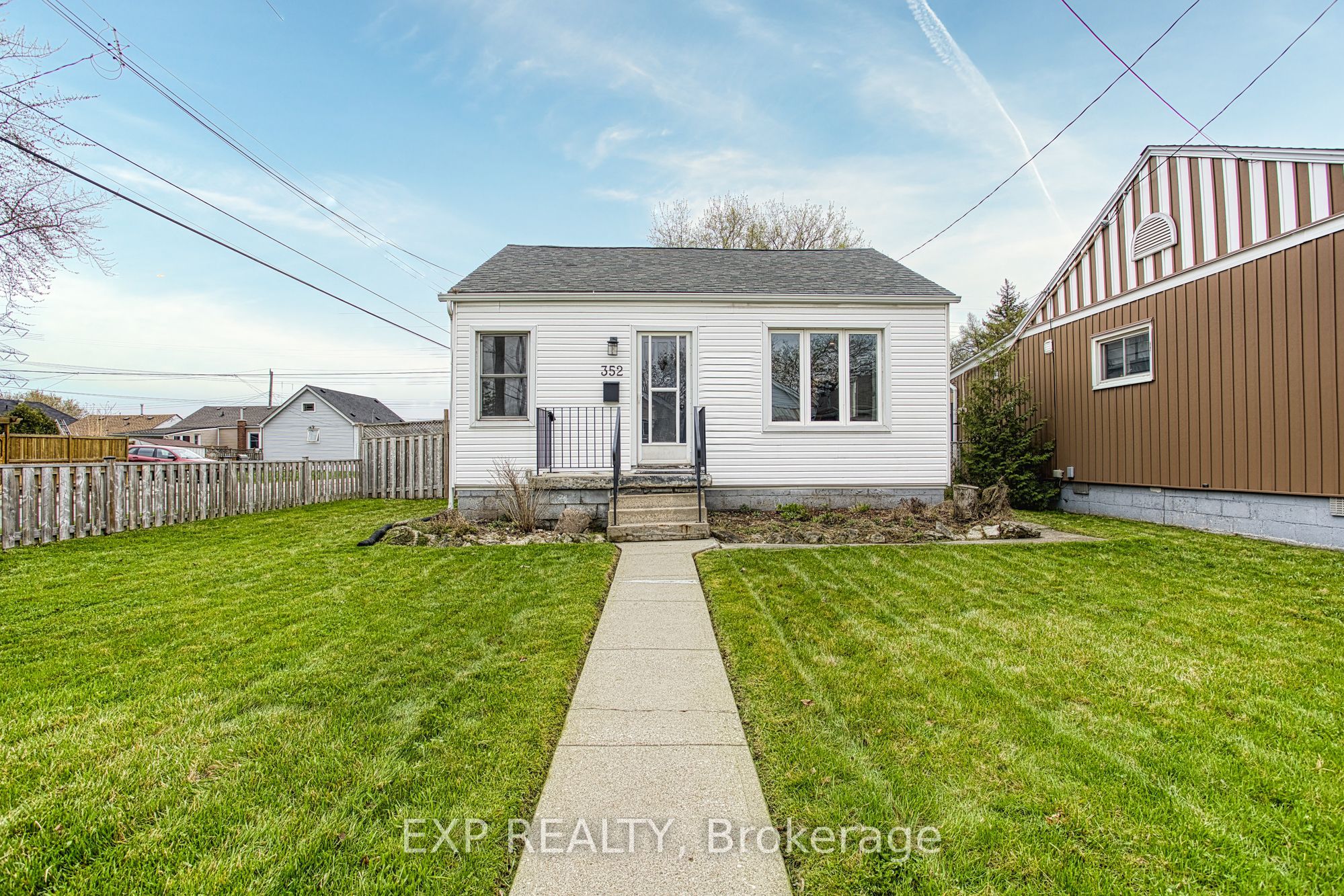 352 Fairfield Avenue, Hamilton, ON, L8H 5H8