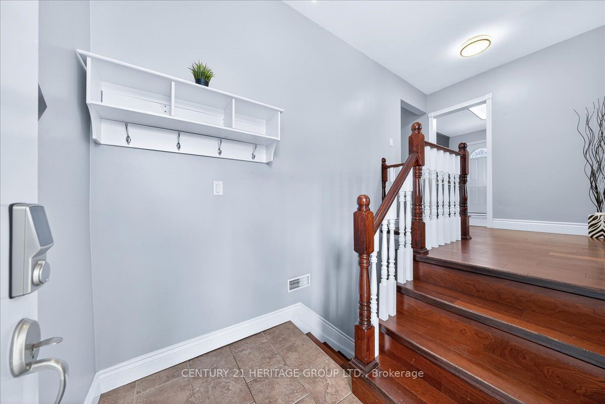 Additional image 5 of 130 Rangoon Road, Toronto, ON, M9C 4P2