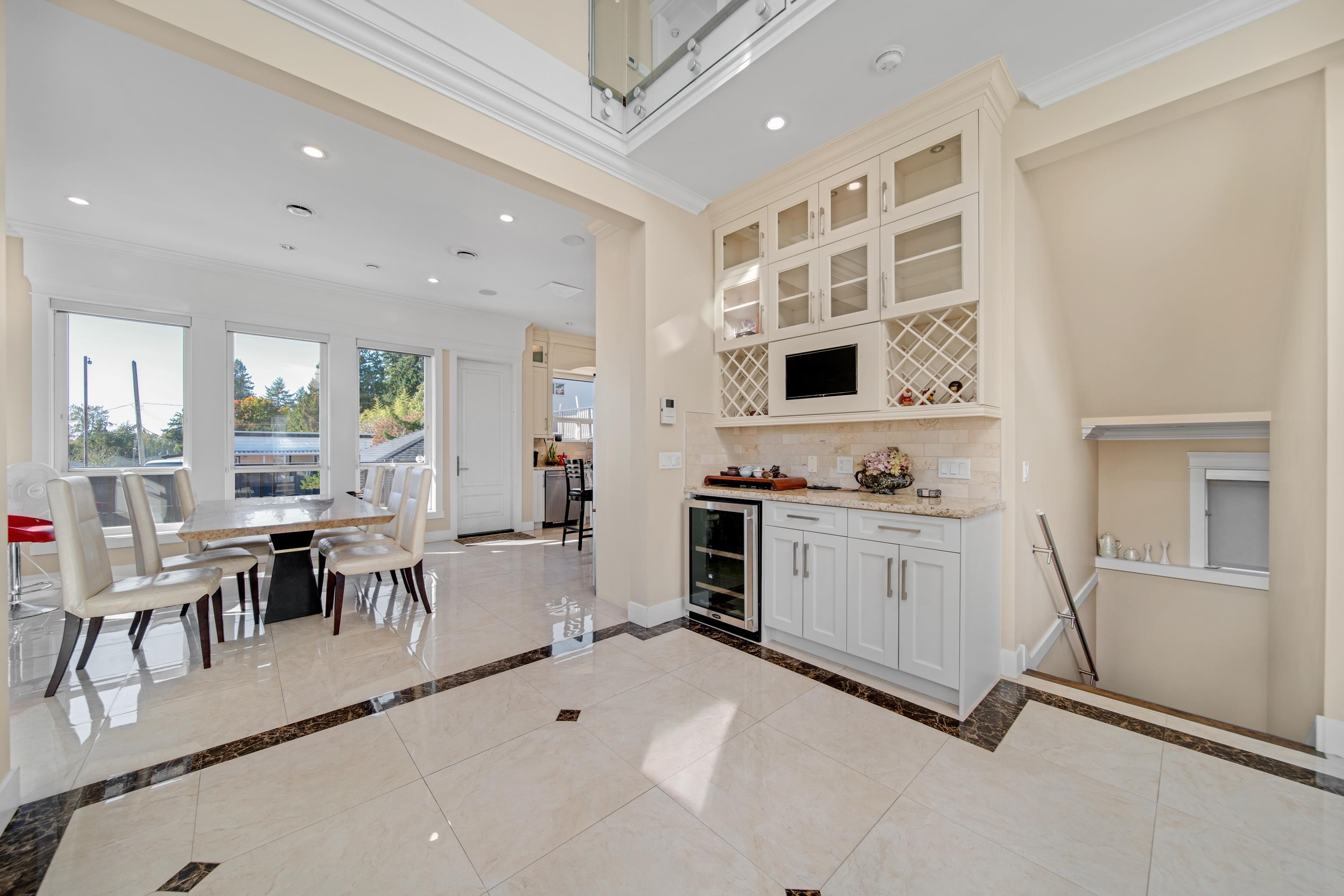 Additional image 4 of 8543 Royal Oak Avenue, Burnaby, BC, V5J 4L5