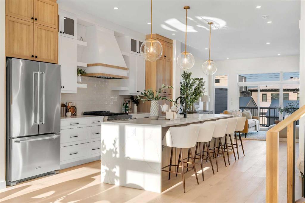 Additional image 4 of 2438 30 Avenue SW, Calgary, AB, T2T 1R9