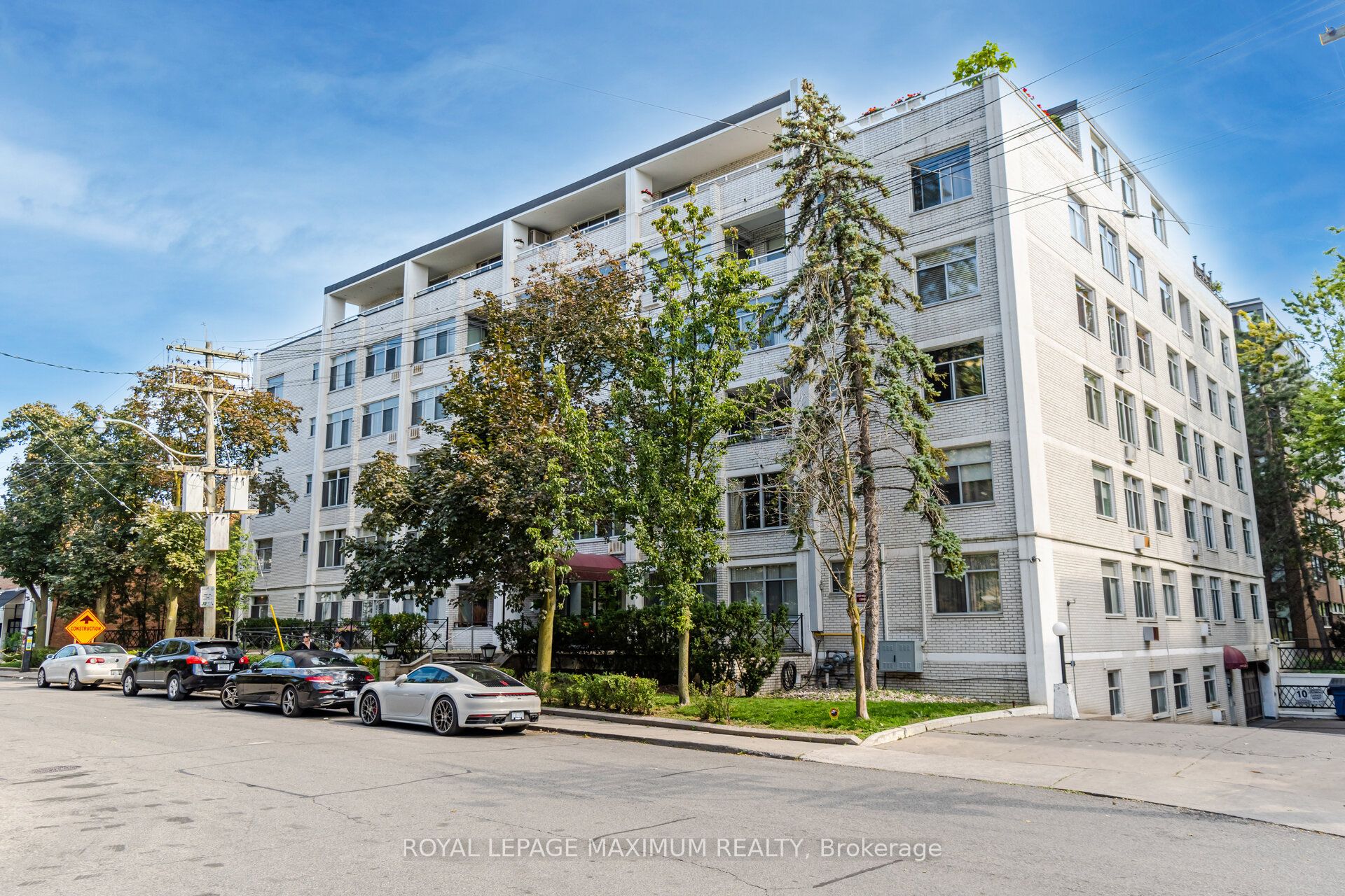 407-335 Lonsdale Road, Toronto, ON, M5P 1R4