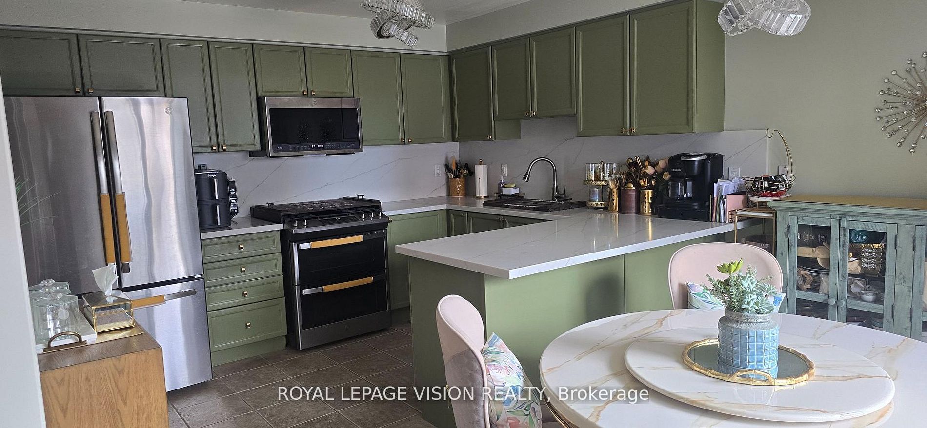 Additional image 3 of 122 Medland Avenue, Whitby, ON, L1P 1W7