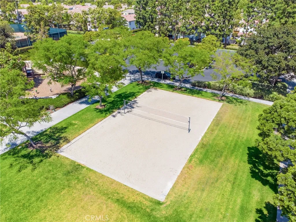 102 Millbrook, Irvine, CA 92618