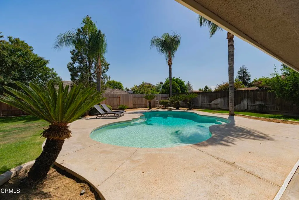 Additional image 37 of 11123 Coachlight Court, Bakersfield, CA 93312
