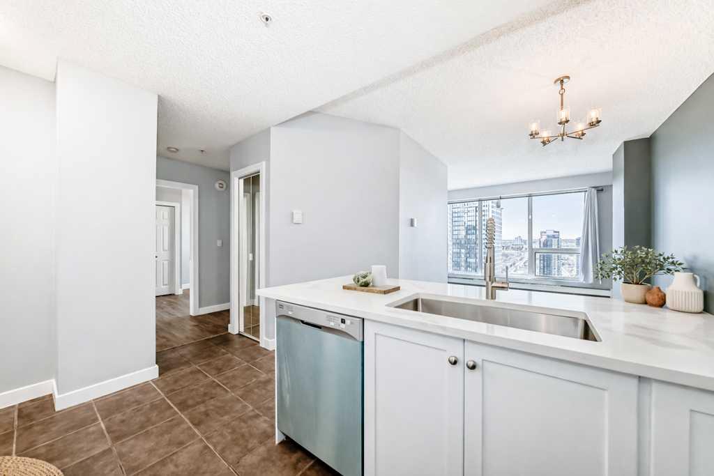 Additional image 5 of 2507-1053 10 Street SW, Calgary, AB, T2R 1S6
