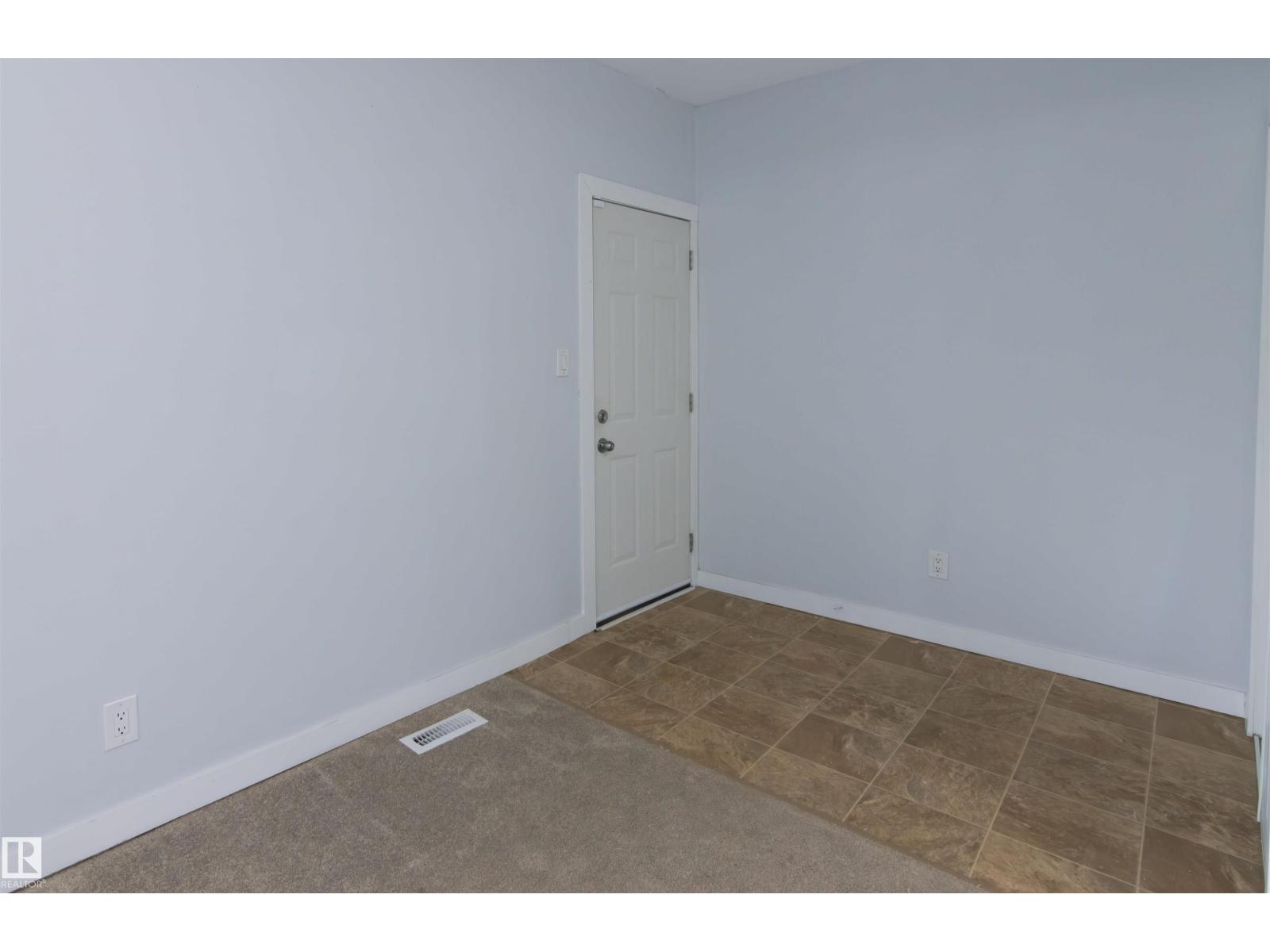 Additional image 4 of 11029 95 Street NW, Edmonton, AB, T5H2E9