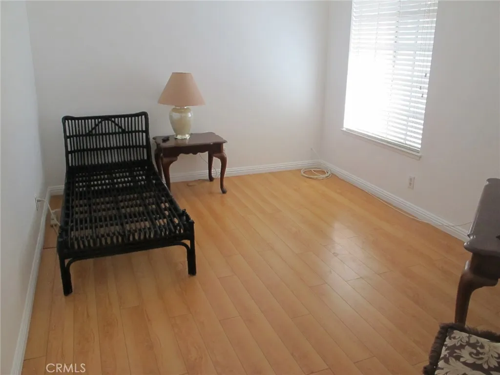 Additional image 31 of 668 N Quince Ave, Rialto, CA 92376