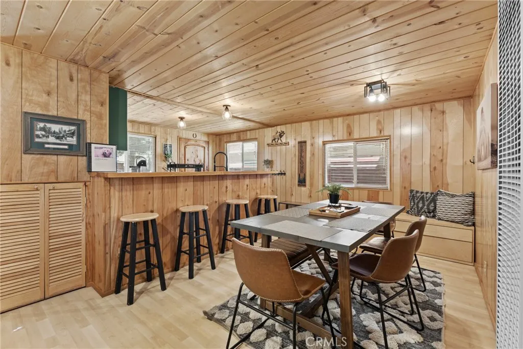 Additional image 10 of 317 Moreno Ln, Sugarloaf, CA 92386