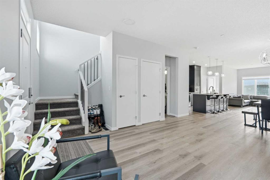 Additional image 5 of 49 Lucas Grove NW, Calgary, AB, T3P 1R4
