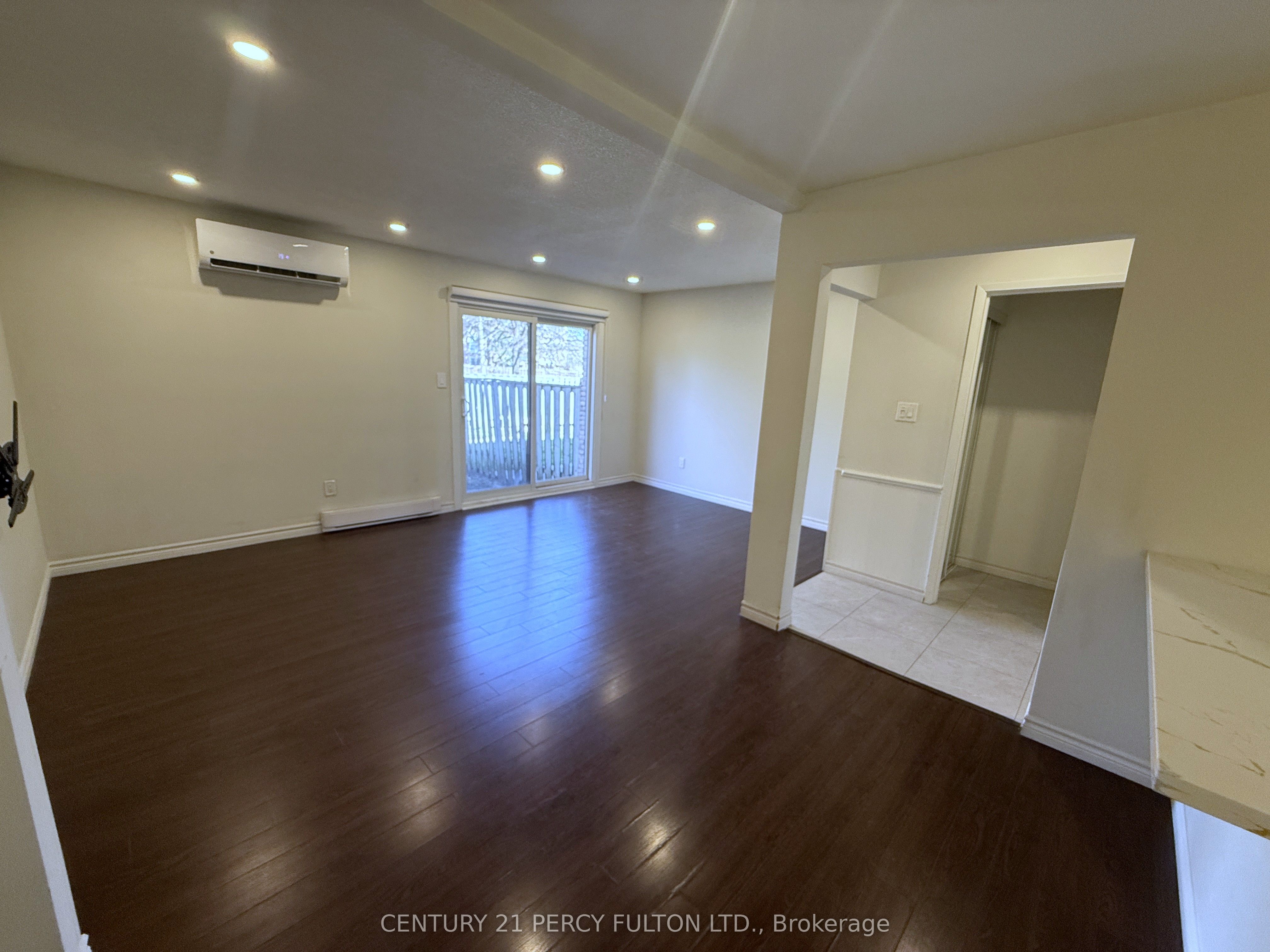 22-221 Ormond Drive, Oshawa, ON, L1G 6T7 photo 3