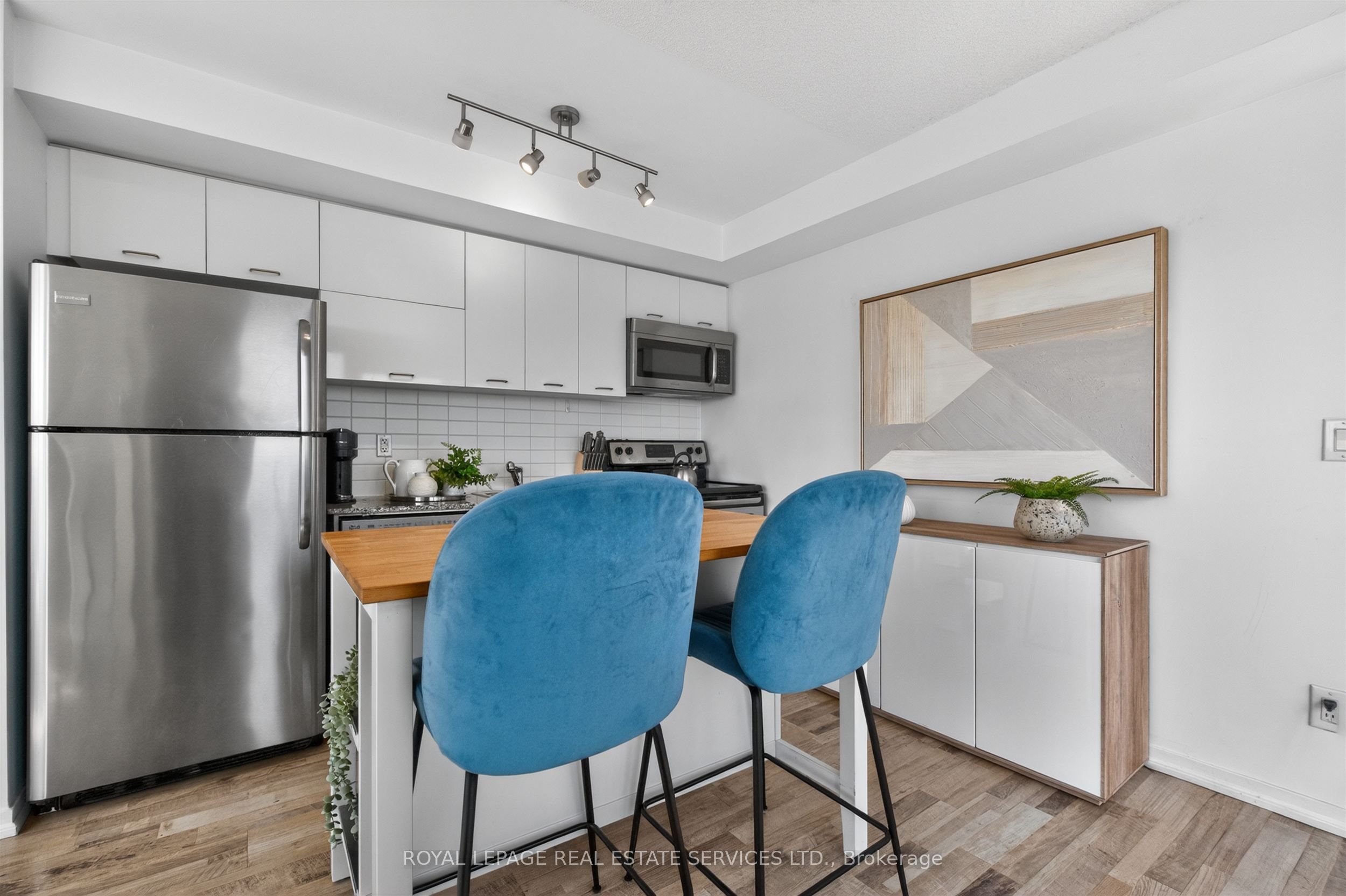 Additional image 4 of 1318-38 Joe Shuster Way, Toronto, ON, M6K 0A5