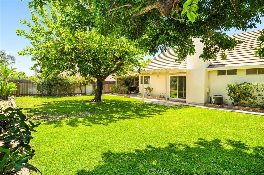 Additional image 64 of 977 N Driftwood Ave, Rialto, CA 92376