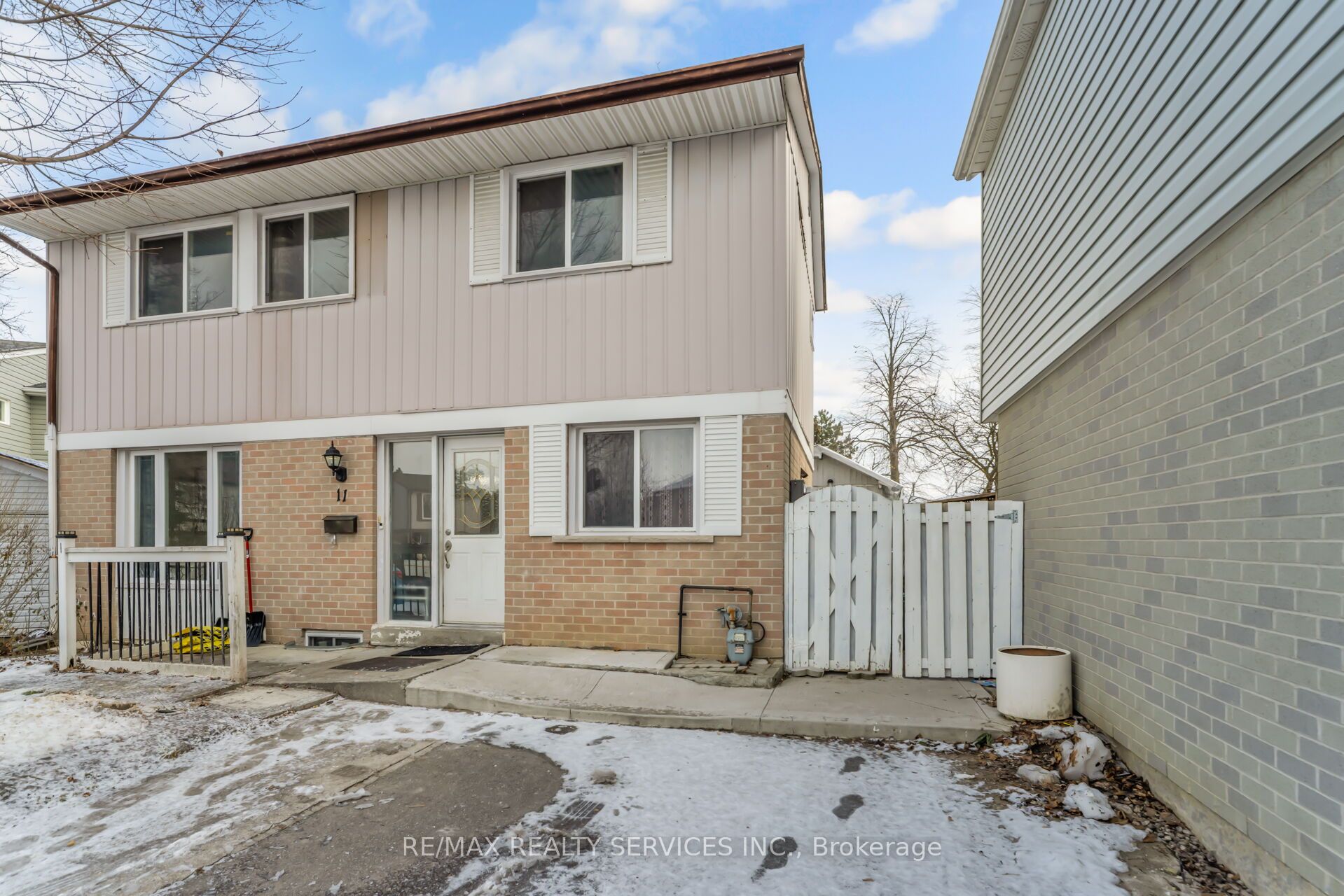 Additional image 2 of 11 Juliette Square, Brampton, ON, L6S 2M6