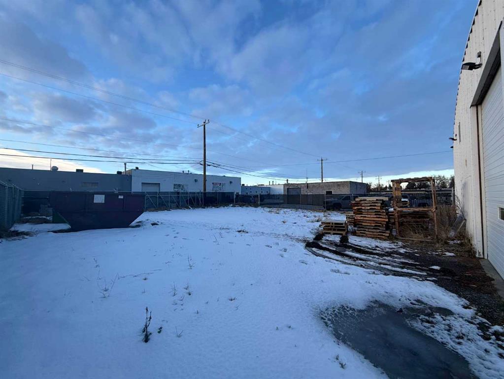 Additional image 4 of 426 10 Street N, Lethbridge, AB, T1H 2C7