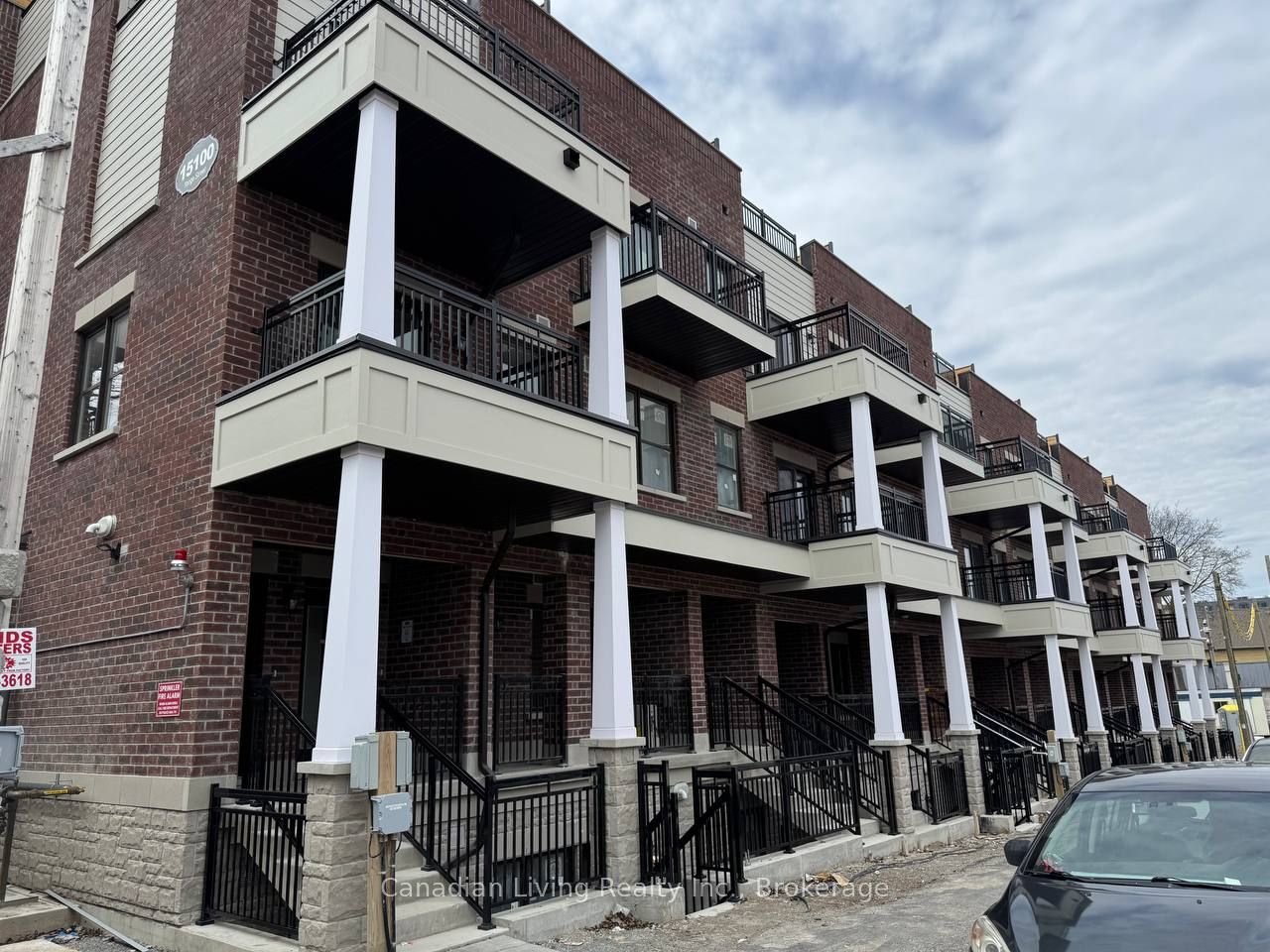 224-15100 Yonge Street W, Aurora, ON, L4G 1M2