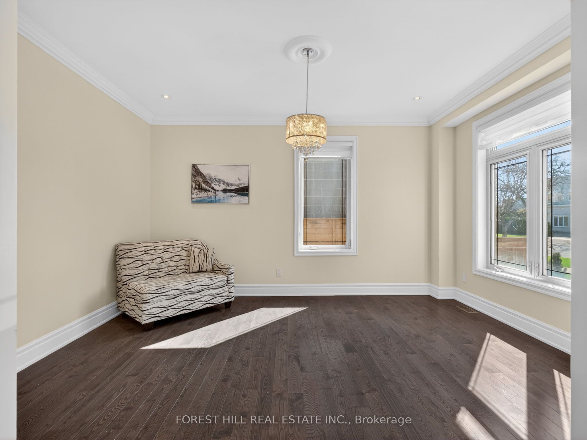 Additional image 3 of 114 Regent Road, Toronto, ON, M3K 1H4
