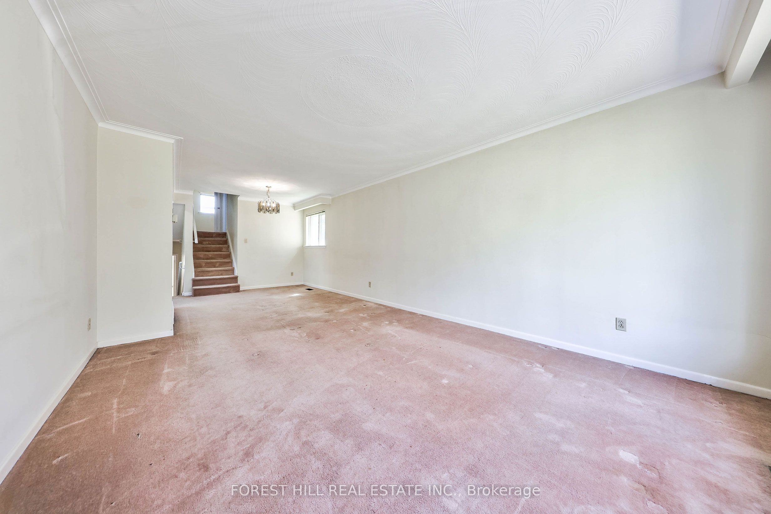 Additional image 6 of 63 Hopperton Drive, Toronto, ON, M2L 2S7