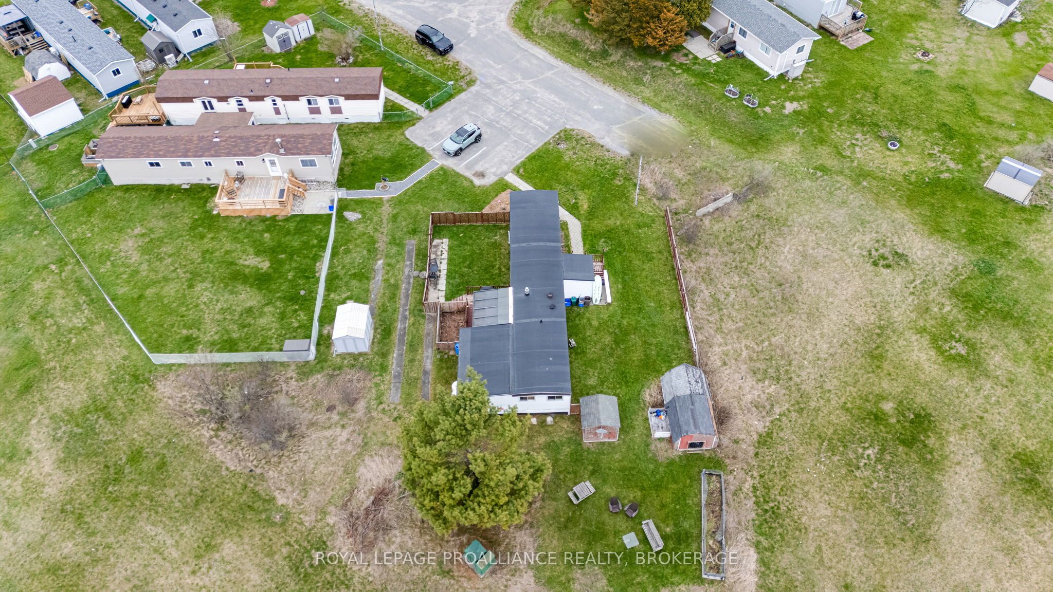Additional image 2 of 26 Kapyong Crescent, Kingston, ON, K7K 5T5