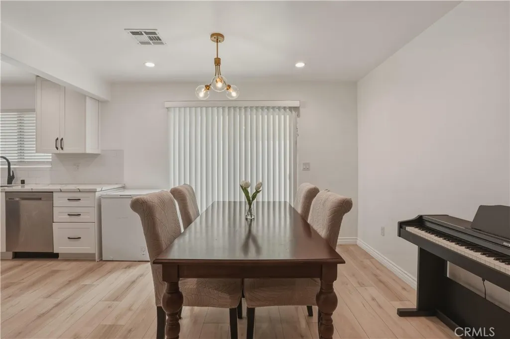 Additional image 3 of 8839 Cedros Avenue Unit 3, Panorama City, CA 91402