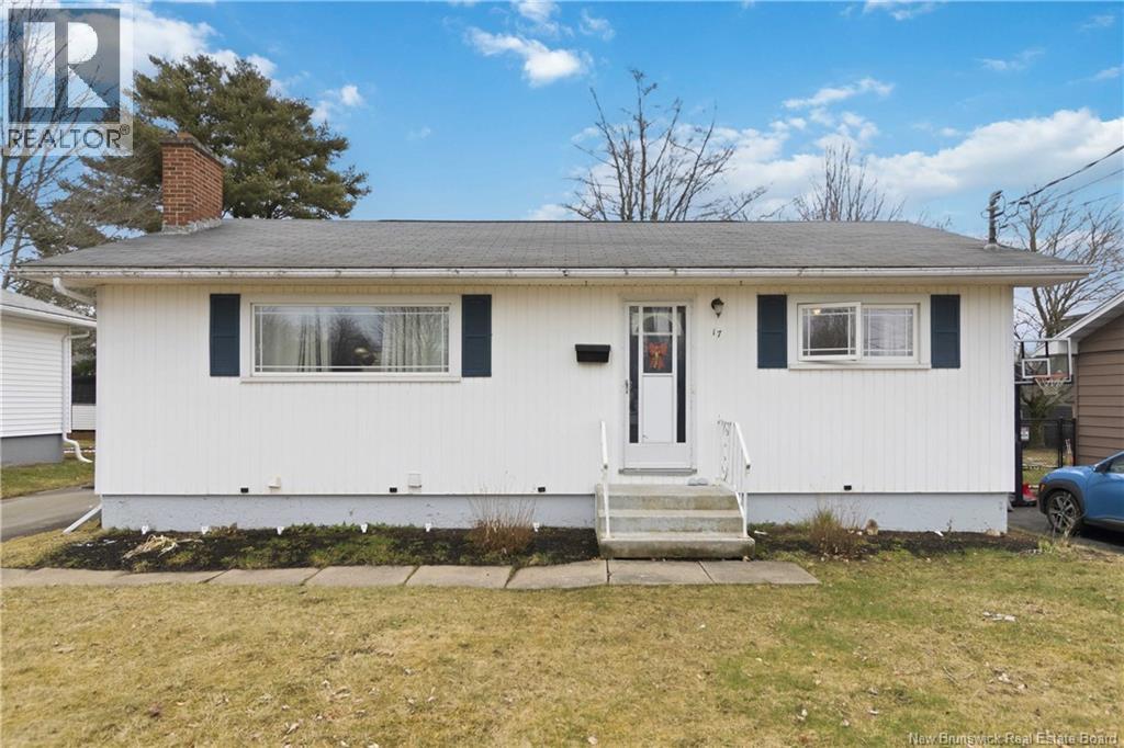 17 Bissett Avenue, Moncton, NB, E1E2S8