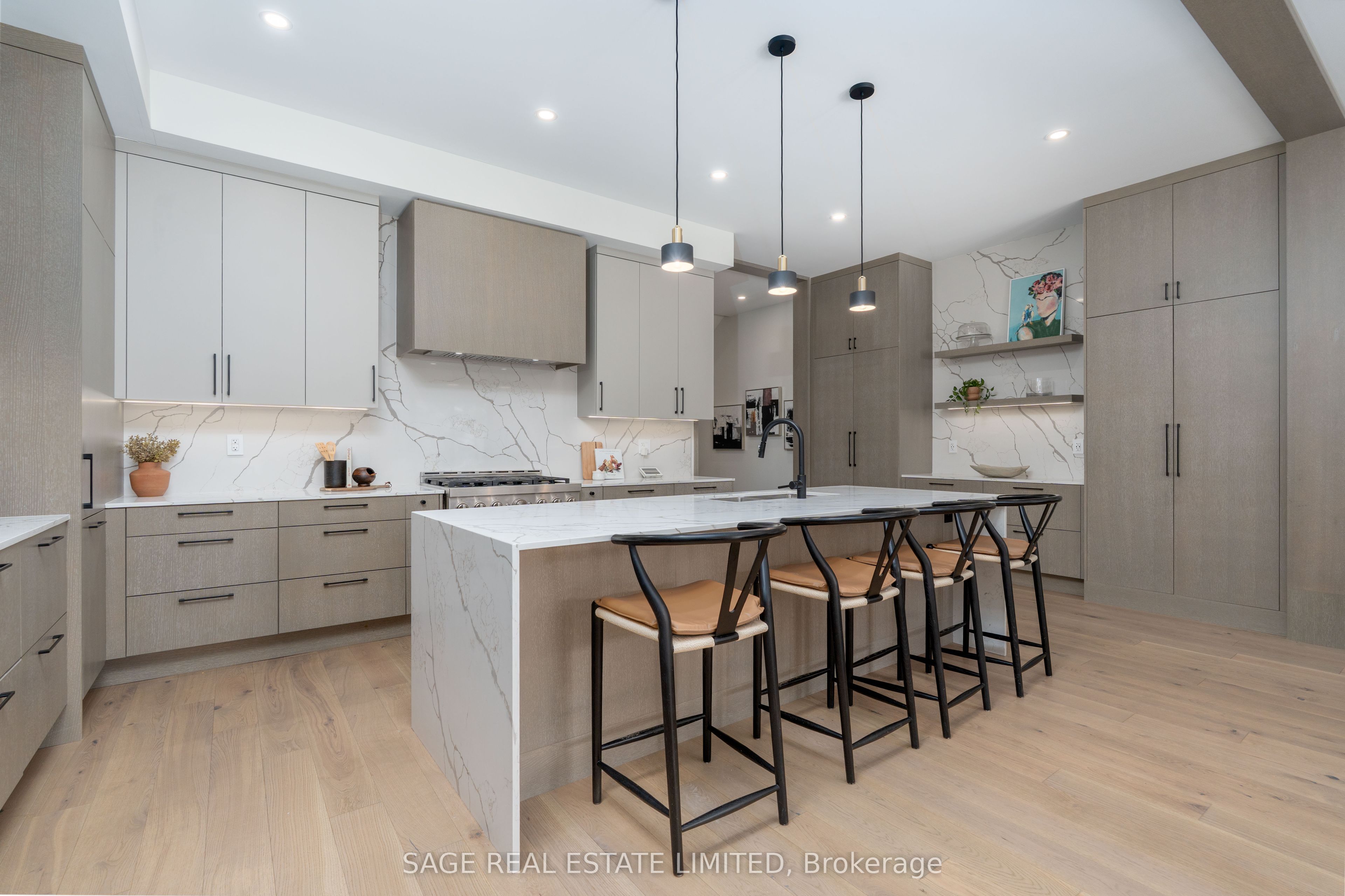 Additional image 6 of 10 Brant Avenue, Mississauga, ON, L5G 3N8