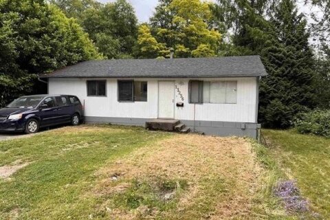Additional image 3 of 13256 Shakespeare Place, Surrey, BC, V3W 6C9