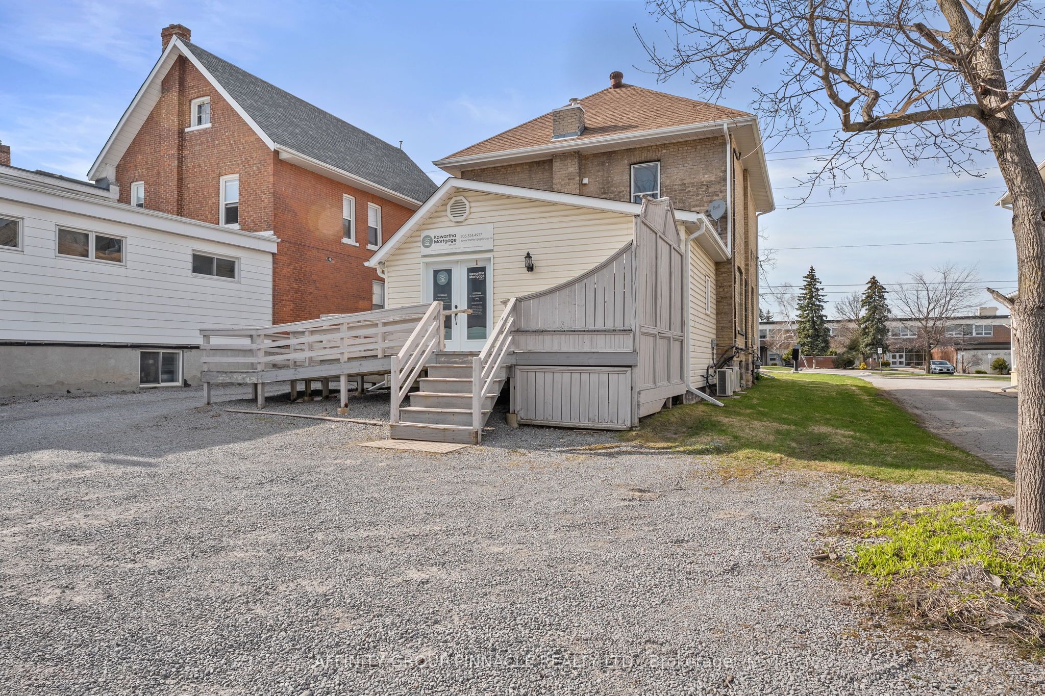 Additional image 3 of 255 Kent Street W, Kawartha Lakes, ON, K9V 2Z4