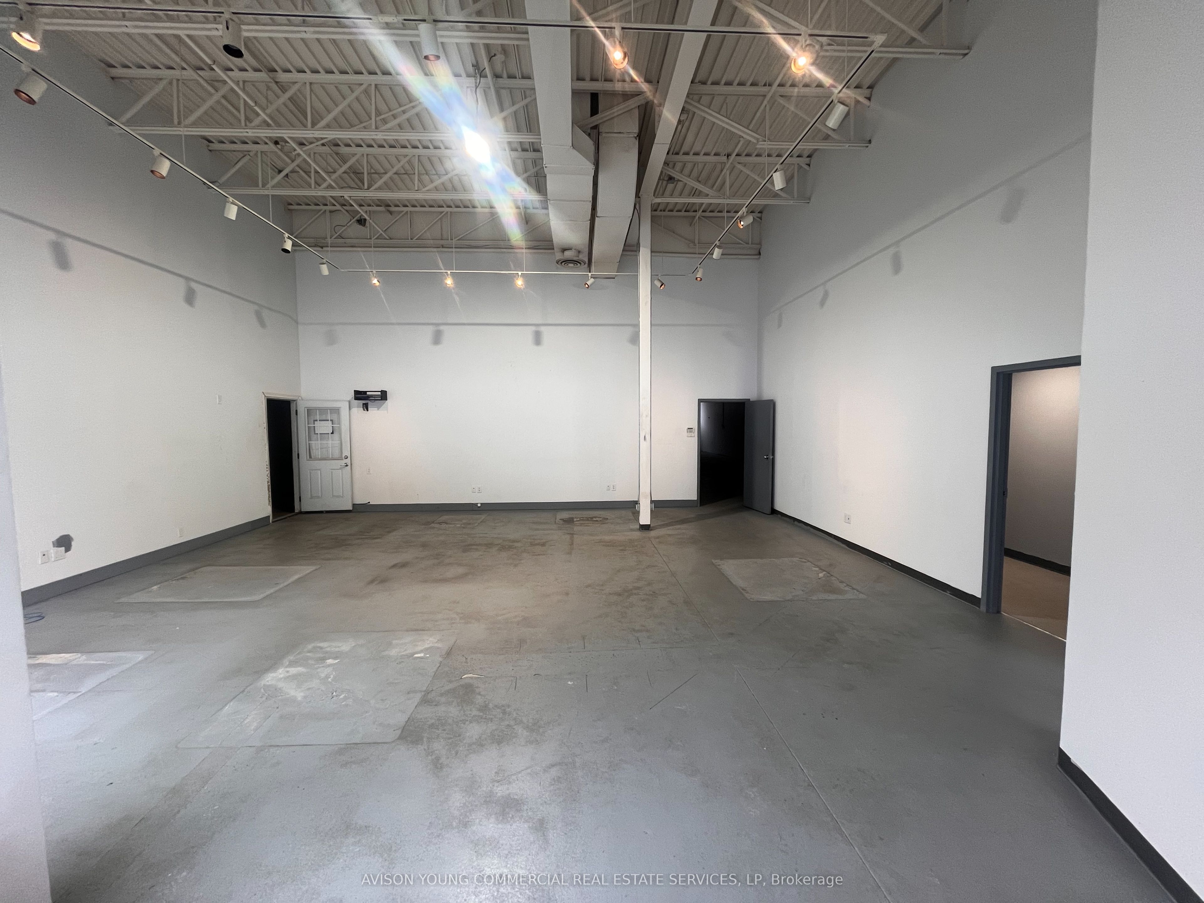 Additional image 6 of 8-253 Summerlea Road, Brampton, ON, L6T 5A8