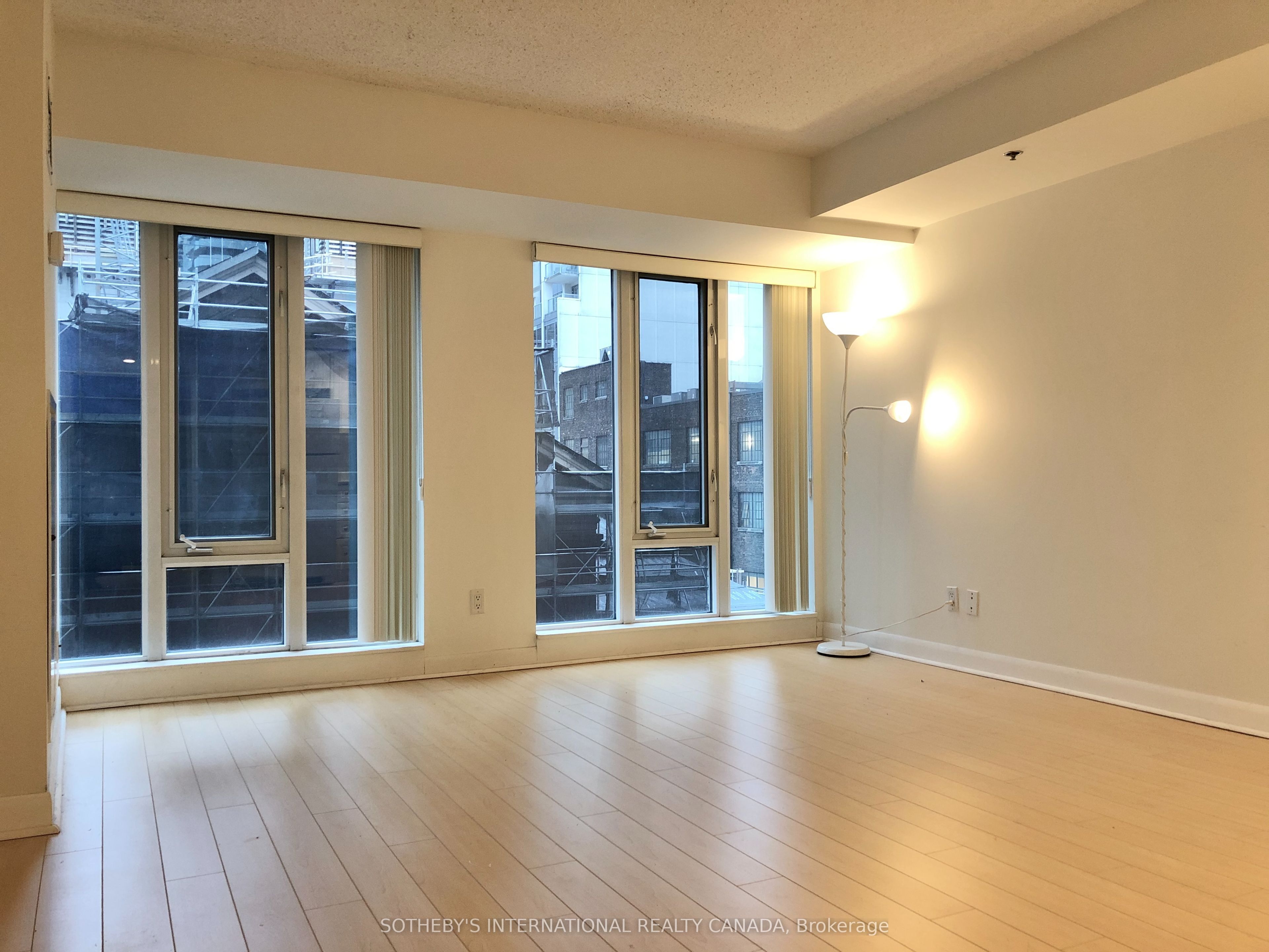 Additional image 4 of 717-210 Victoria Street, Toronto, ON, M5B 2R3