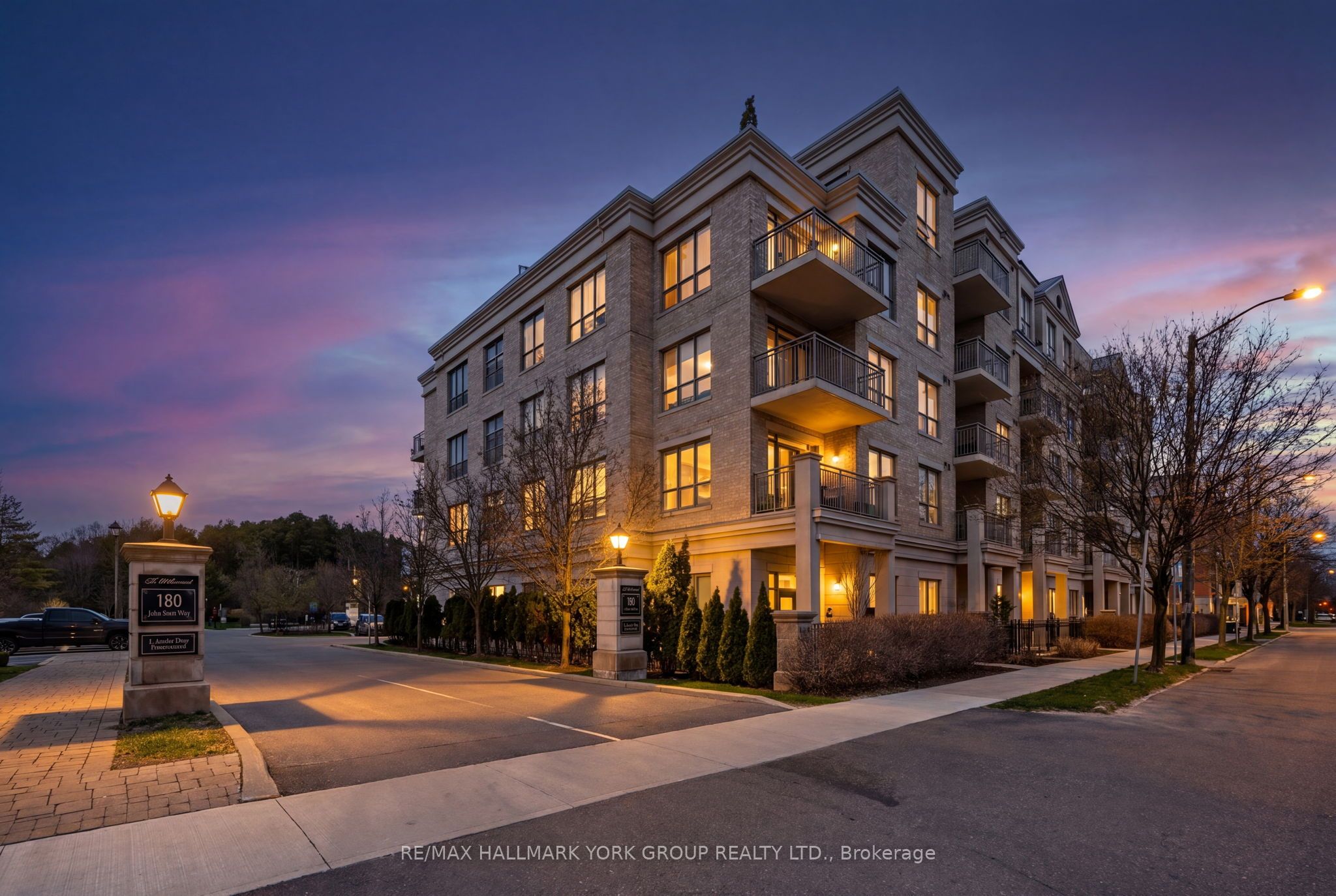 109-180 John West Way, Aurora, ON, L4G 0R3