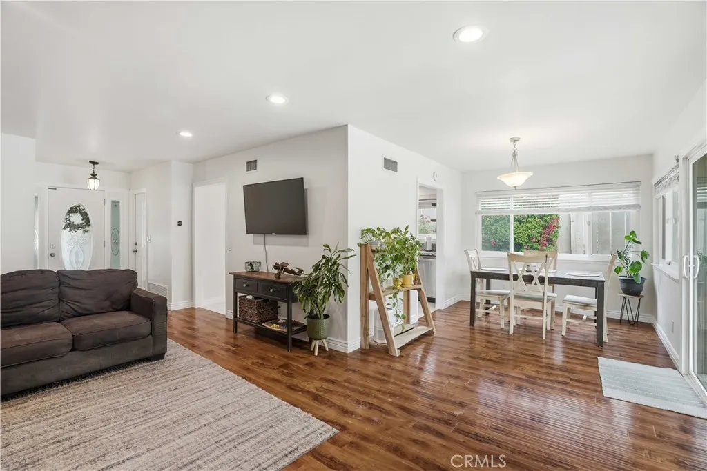 Additional image 35 of 30046 Abelia Rd, Canyon Country, CA 91387