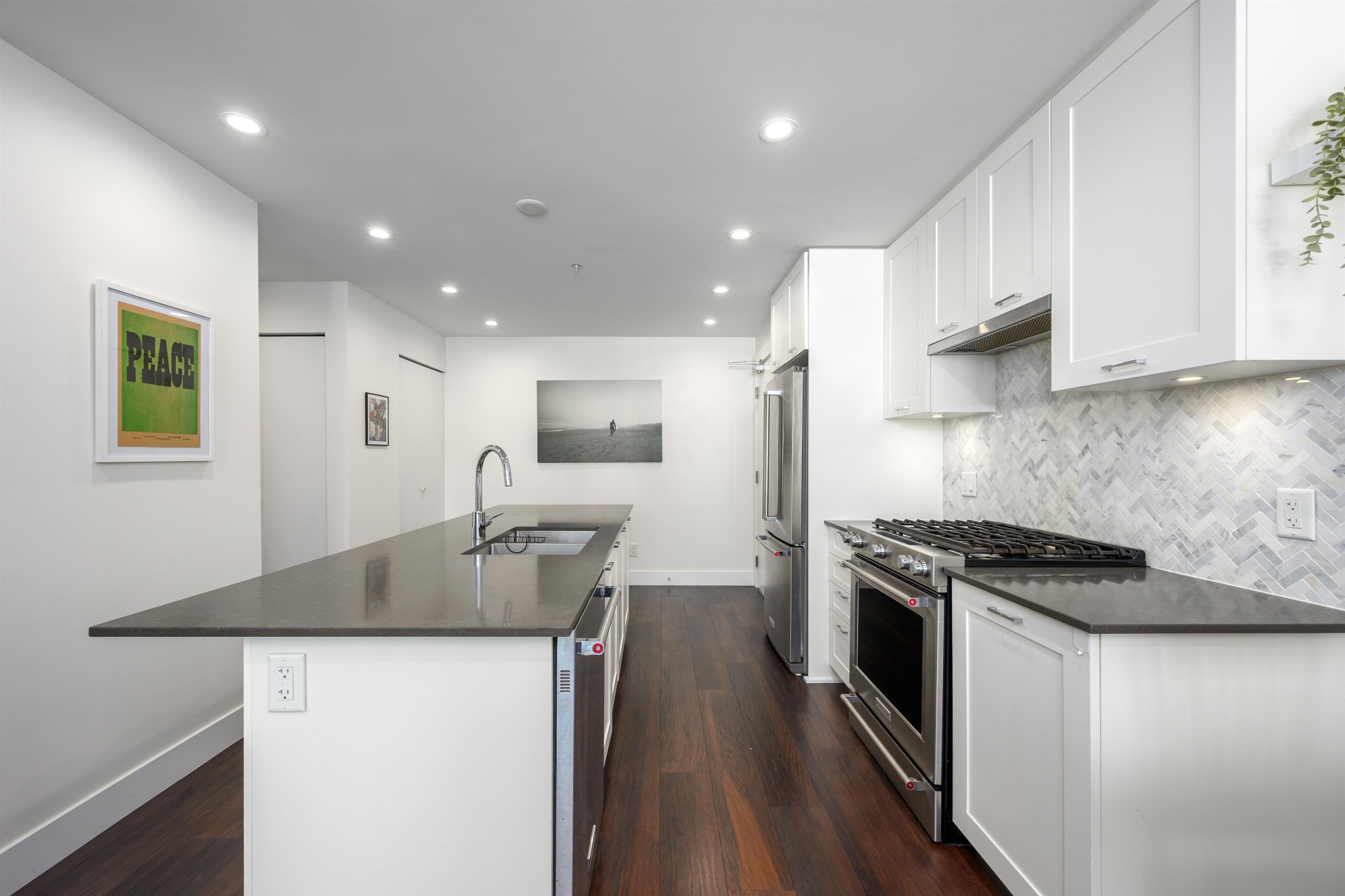 Additional image 3 of 504-131 3rd Street E, North Vancouver, BC, V7L 0E3