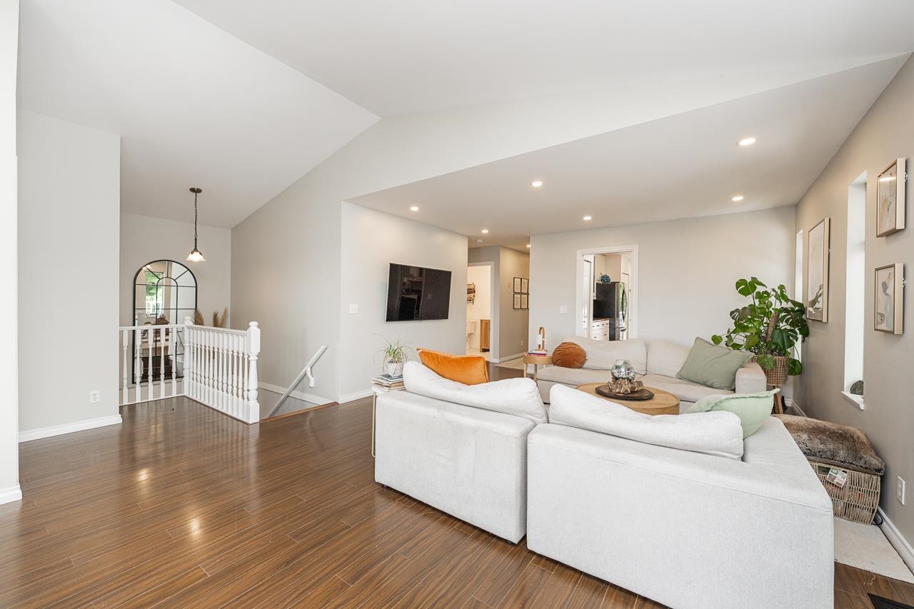 Additional image 4 of 1221 Rochester Avenue, Coquitlam, BC, V3K 2X3