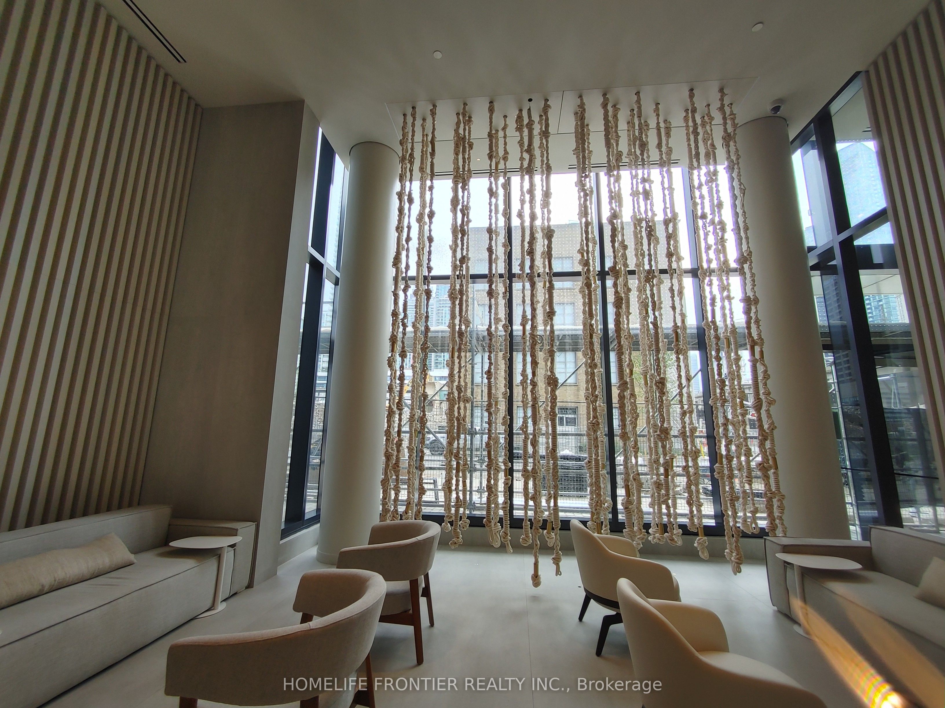 Additional image 5 of 6810-55 Cooper Street S, Toronto, ON, M5E 0G1