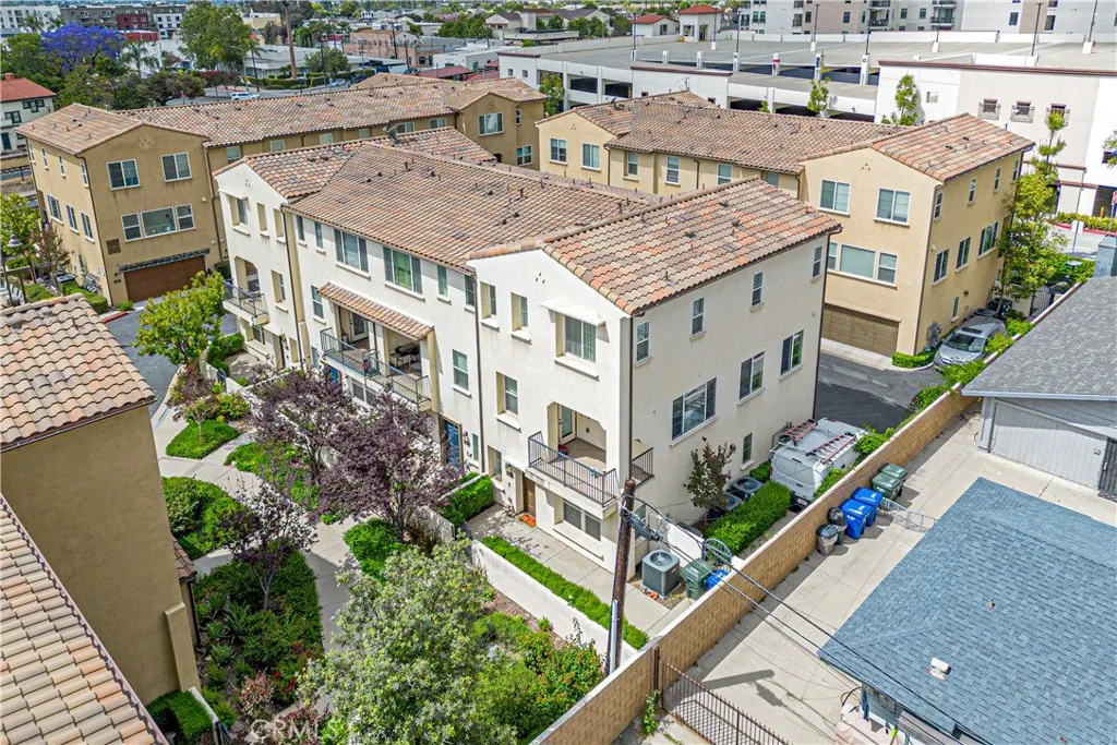 Additional image 79 of 809 N Dalton Ave Unit 104, Azusa, CA 91702