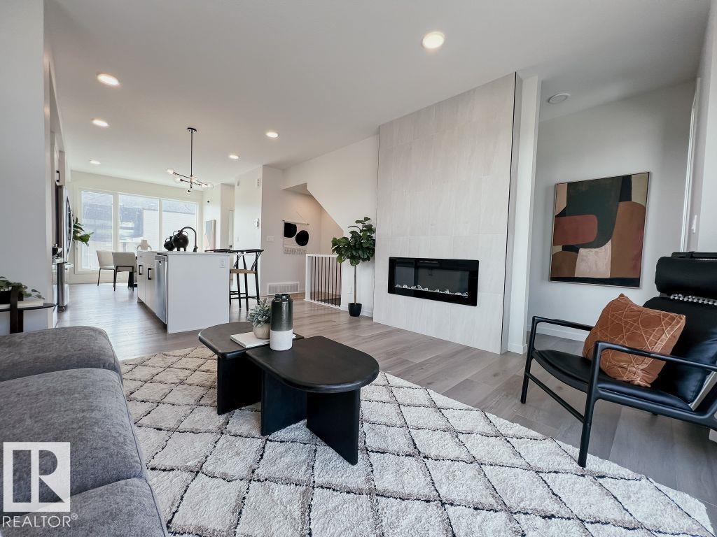 Additional image 6 of 305 32 Street SW, Edmonton, AB, T6X3C8
