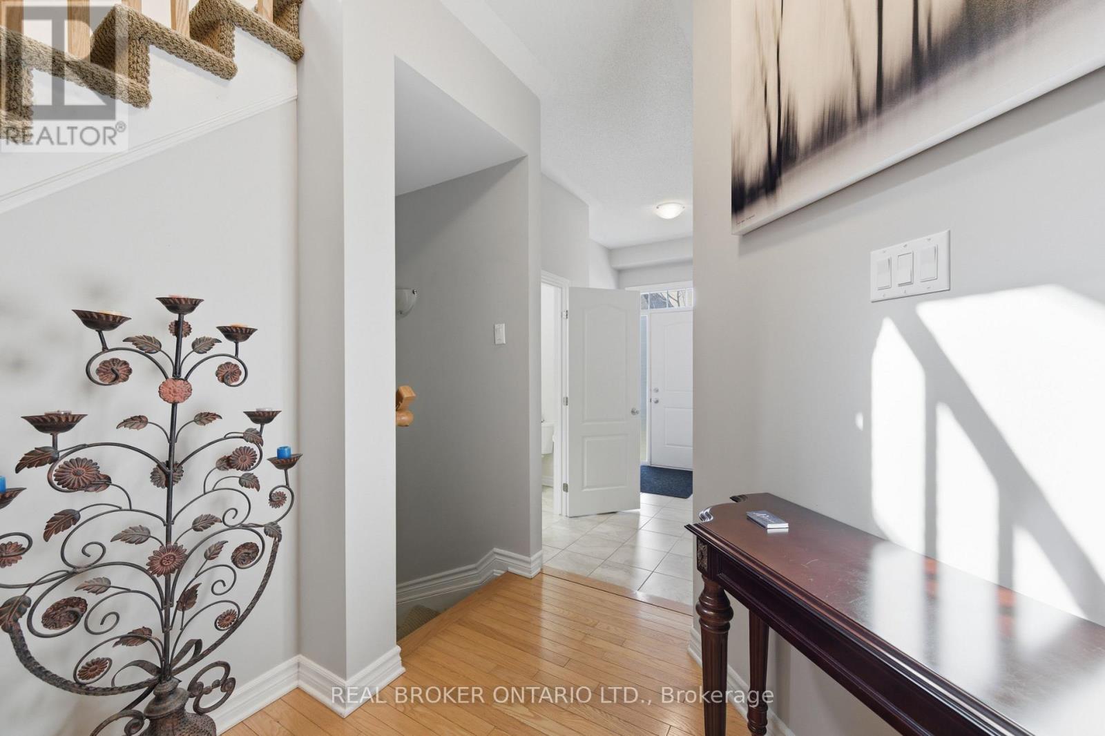 Additional image 4 of 417 Stalwart Crescent, Ottawa, ON, K1T0H2