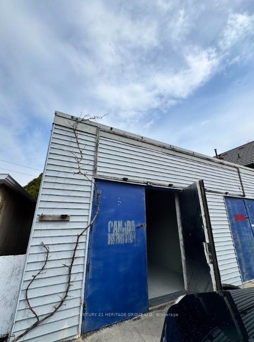 2-321 Robert Street, Hamilton, ON, L8L 2R8