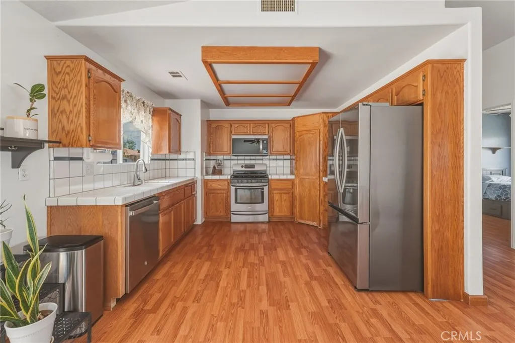 Additional image 11 of 12312 Woodview Ave, Victorville, CA 92392