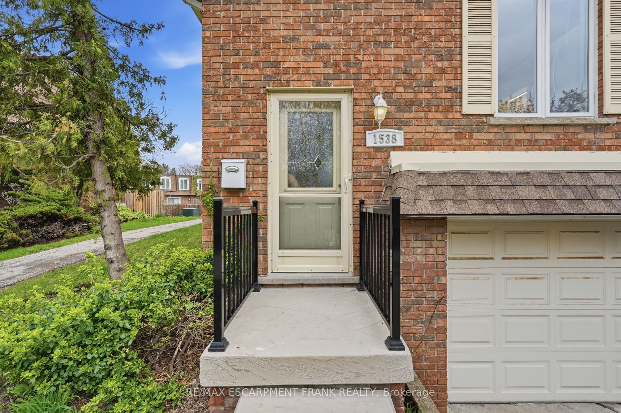 Additional image 4 of 1538 Westminster Place, Burlington, ON, L7P 2B5
