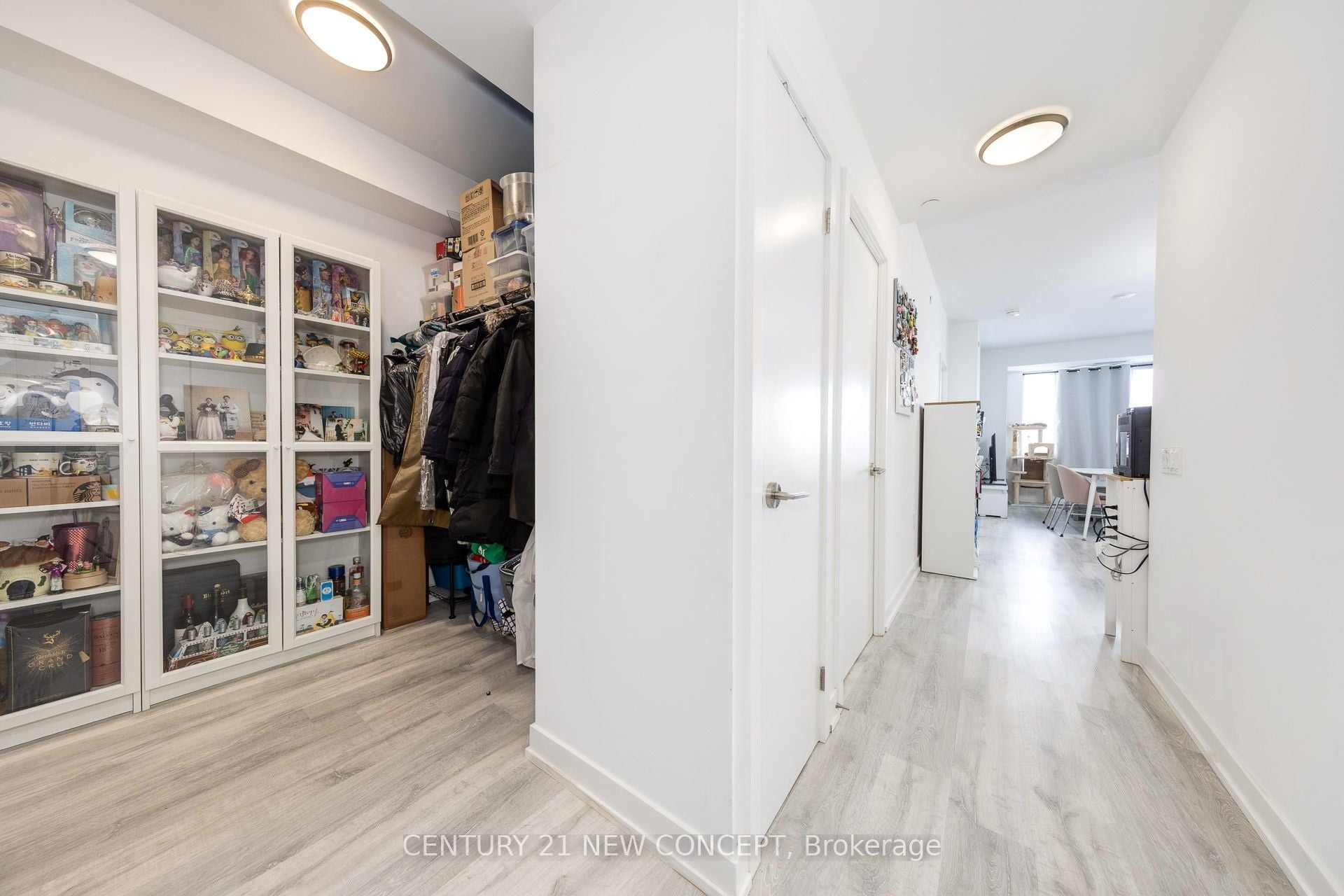 Additional image 2 of 544-7 Golden Lion Heights, Toronto, ON, M2M 0C1