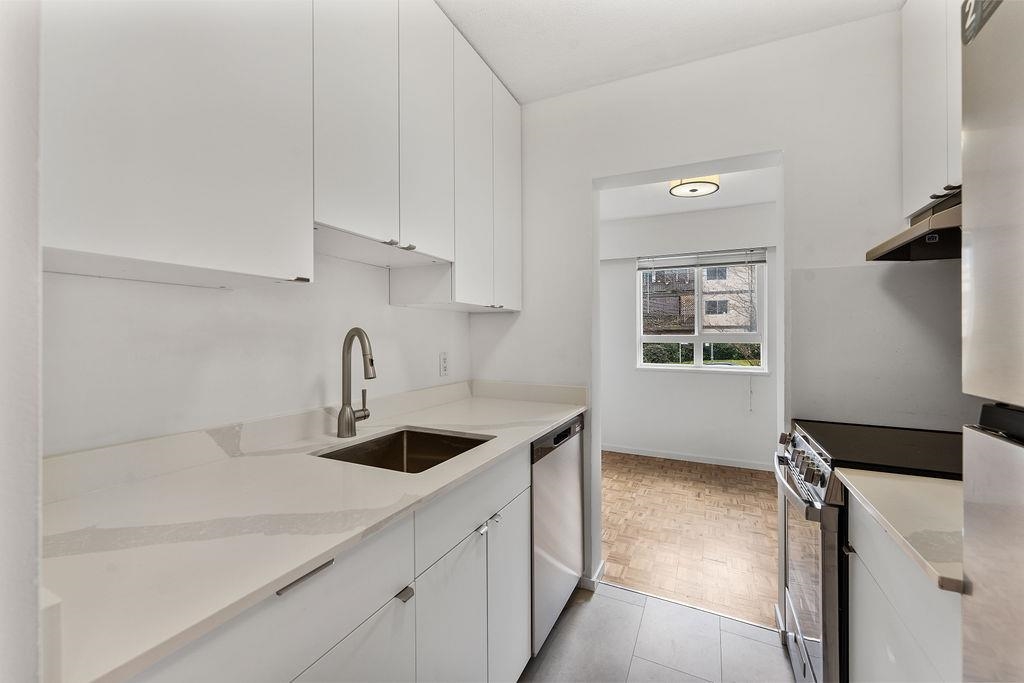 Additional image 6 of 305-2025 2nd Avenue W, Vancouver, BC, V6J 1J6