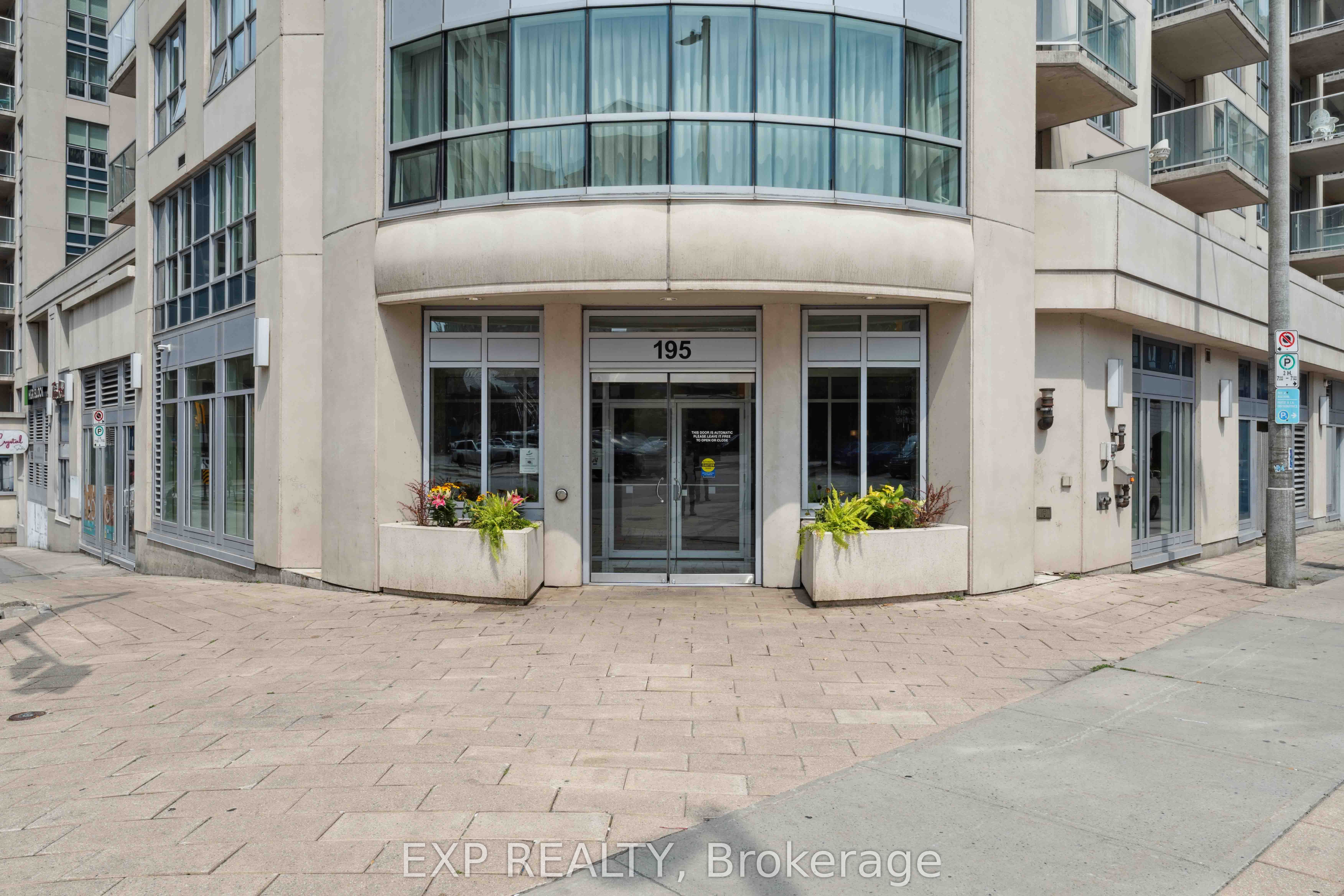 Additional image 3 of 1805-195 Besserer Street, Ottawa, ON, K1N 0B6