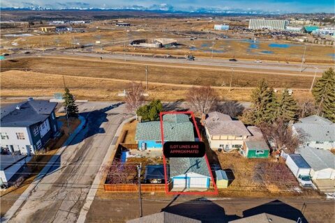 Additional image 8 of 5424 37 Street SW, Calgary, AB, T3E 5M5