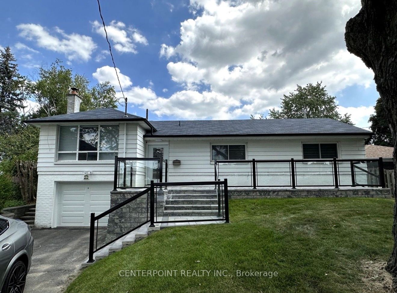 Basement-45 Southlawn Drive, Toronto, ON, M1S 1H9