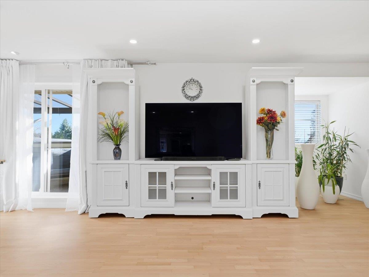 Additional image 4 of 409-15621 Marine Drive, White Rock, BC, V4B 1E1