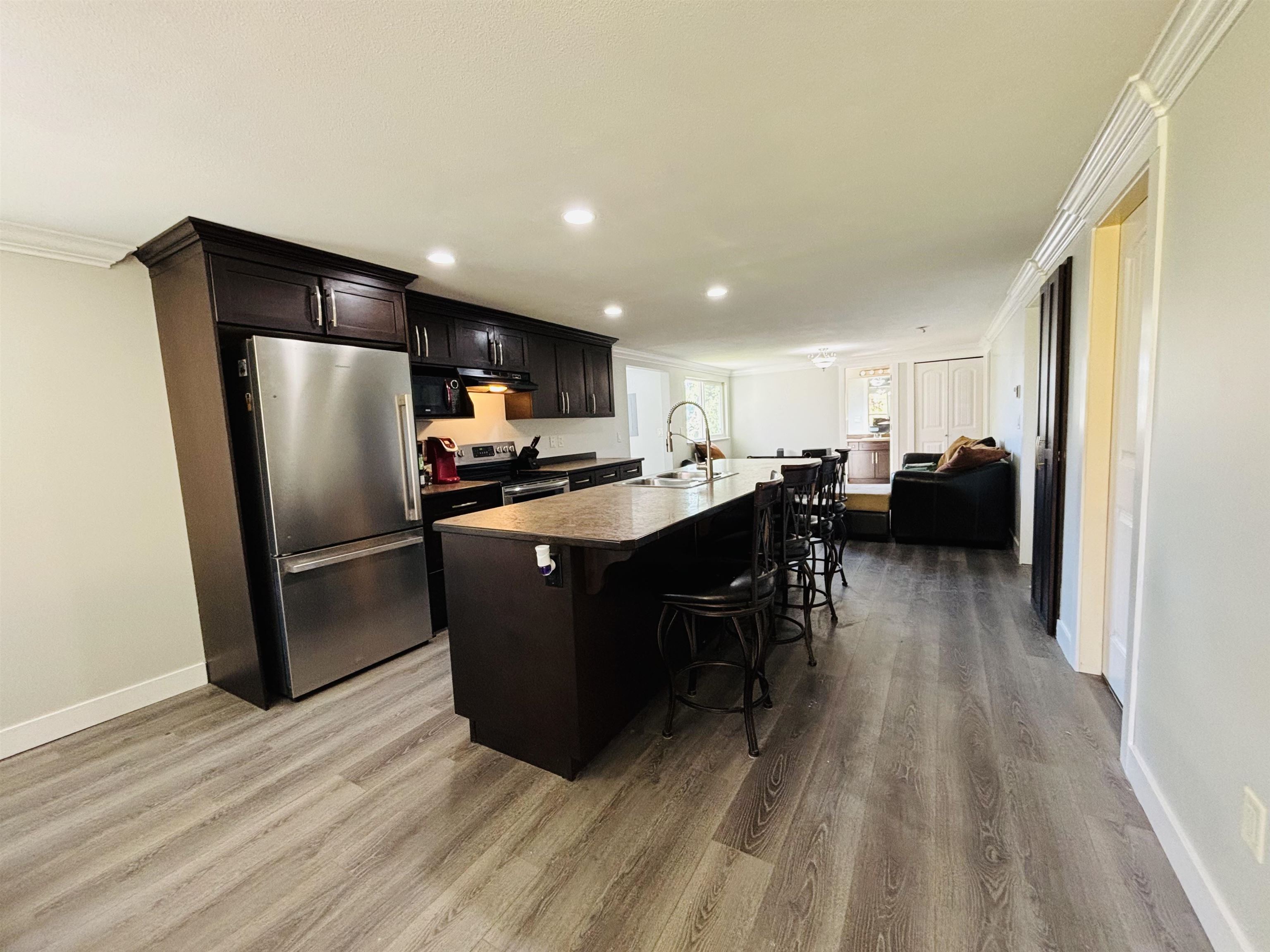 Additional image 4 of 33475 Cherry Avenue, Mission, BC, V2V 2V5