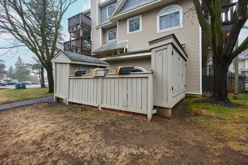Additional image 3 of 604 Tanguay Court, Ottawa, ON, K2L 3X3