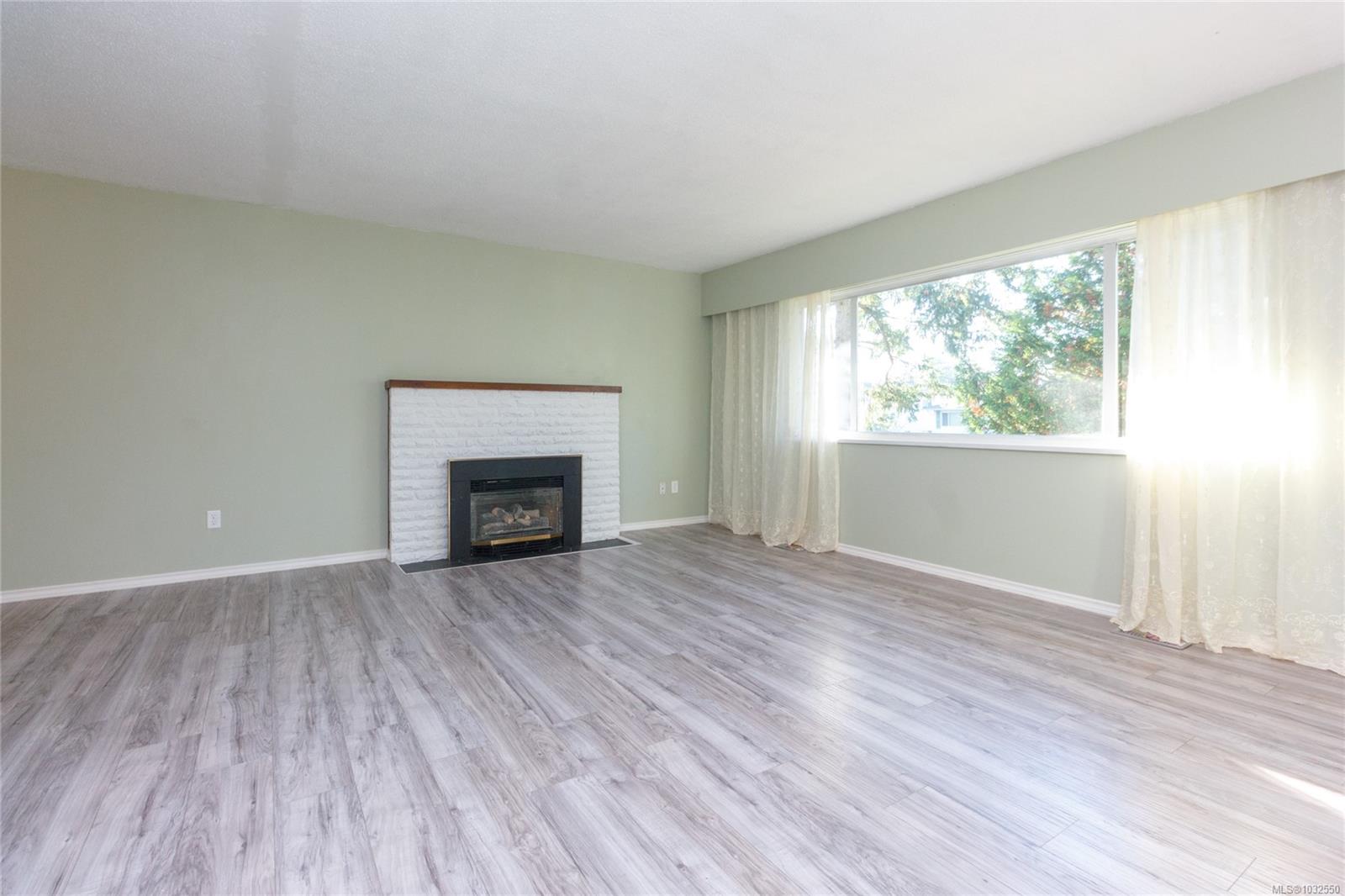 Additional image 4 of 2254 Amherst Avenue, Sidney, BC, V8L 2G7
